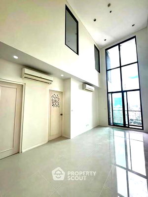 Condos for sale : 2-BR Condo Villa Asoke, 102 Sqm, 200m to MRT Phetchaburi (ID 2680155)