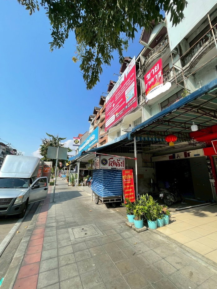 รูป ขายตึกแถว1คูหาย่านลาดพร้าววังหินทำเลดี - รูปที่ 2/17