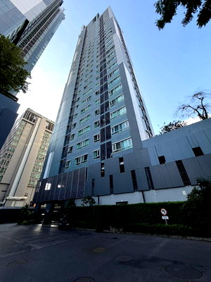 Condos for sale : Selling a condo at Centric Sea Pattaya, a prime location in the heart of the city, close to Pattaya beach.