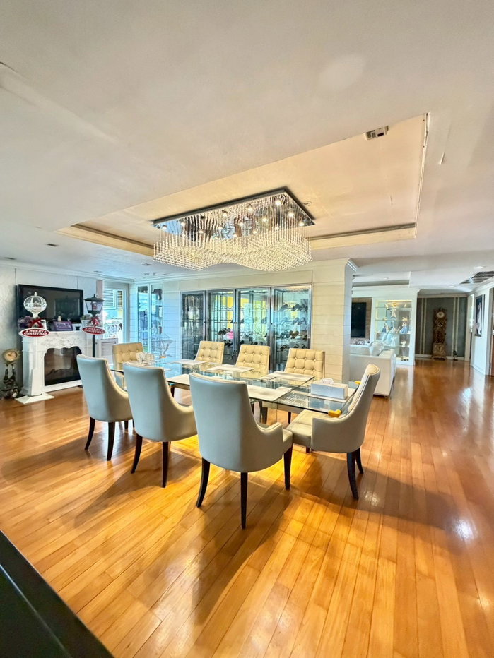 picture For Sale  Silver Heritage Condo Sukhumvit 38 Near BTS Thonglor  - 1/16