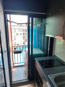 ðĨ The cheapest in the Rama 9 area right now! ðĨðĨ Beautiful room, fully furnished, everything for less than 10,000 baht! Hurry before it's gone!