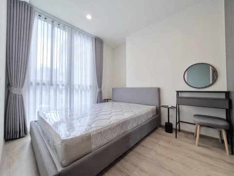 For Rent Brand new Condo “ 𝐍𝐮𝐞 𝐃𝐢𝐬𝐭𝐫𝐢𝐜𝐭 𝐑𝟗 “ 1 Bed 1 Bath, 9th Floor, Near : MRT-Rama 9