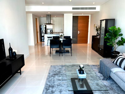 คอนโดให้เช่า : ST659/ให้เช่า คอนโดหรู Fullerton Sukhumvit ชั้น 21 ห้องใหญ่ 105.35 ตร.ม. เลี้ยงสัตว์ได้ ใกล้ BTS เอกมัย