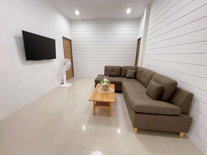 บ้านให้เช่า House for rent. พิกัด หนองผึ้งสารภี. ชั้นเดียวกว้าง 90ตรว. 3ห้องนอน 4ห้องน้ำ