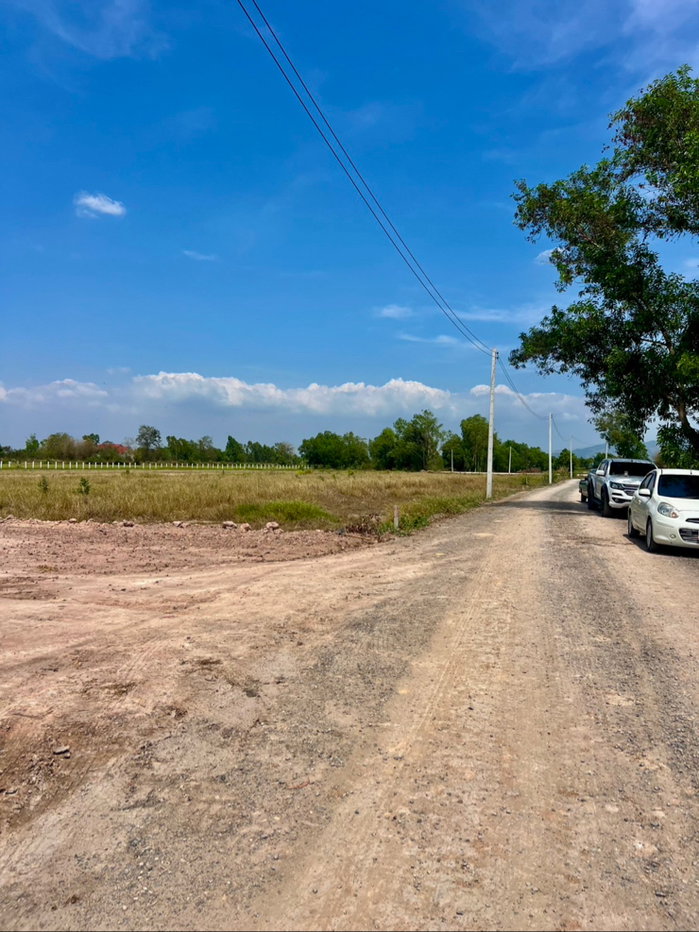 รูป ขายที่ดินนครนายก 200 ตร.ว. ตำบลอาษา อำเภอบ้านนา วิวเขา วิวทุ่งนา น้ำไฟพร้อม เริ่ม 480,000 บาท - รูปที่ 8/9