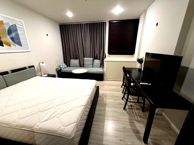 Condos for rent : Condo For Rent!!XT Huaikhwang (MRT Huaikhwang)