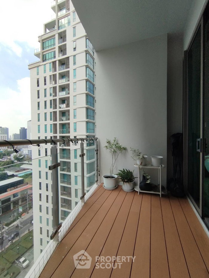 picture 2-BR Condo at Supalai Oriental Sukhumvit 39 near MRT Phetchaburi (ID 2983208) - 9/11