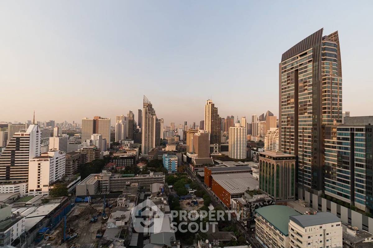 รูป คอนโด 2-ห้องนอน ที่ คิว วัน สุขุมวิท ใกล้ BTS นานา (ID 2981055) - รูปที่ 2/36
