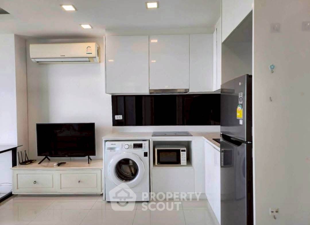 รูป คอนโด 1-ห้องนอน ที่ วัน ทาวเวอร์ พระตำหนัก ใกล้ ถนนพระตำหนัก พัทยา (ID 2981595) - รูปที่ 4/8