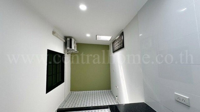 รูป ทาวน์เฮ้าส์ อยู่เจริญ 2 ลำลูกกา - คลอง 4 รีโนเวทใหม่ บ้านสวย ราคาถูก - รูปที่ 9/12