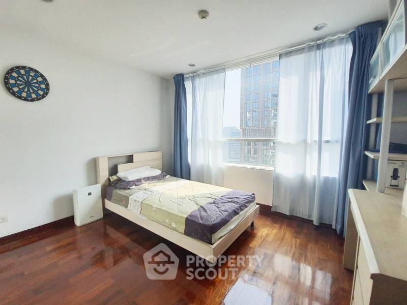 รูป คอนโด 3-ห้องนอน ที่ เออร์บานา หลังสวน คอนโดมิเนียม ใกล้ BTS ราชดำริ (ID 824937) - รูปที่ 5/6