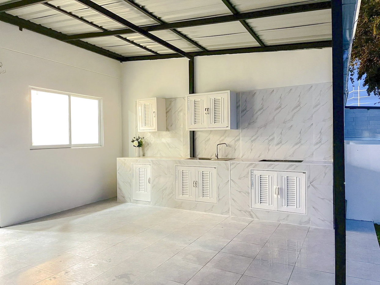 รูป 2 Storey Townhome for Sale East Pattaya Fully Furnished - รูปที่ 6/13