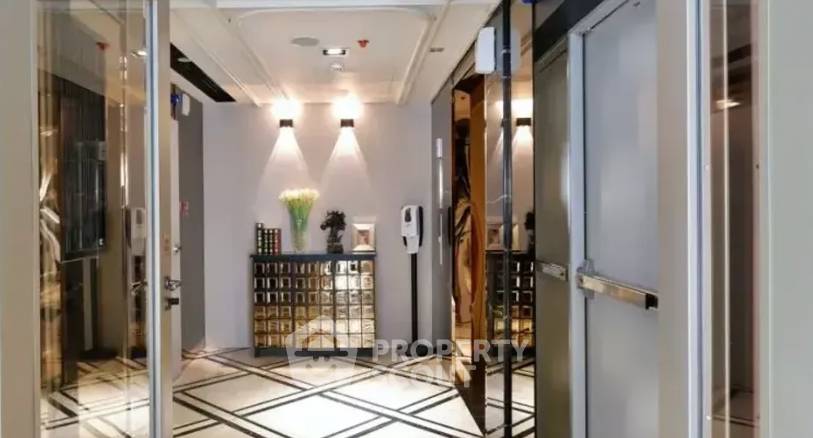 รูป คอนโด 2-ห้องนอน ที่ อัลติจูด ซิมโฟนี เจริญกรุง ใกล้ BTS สะพานตากสิน (ID 2981882) - รูปที่ 1/10