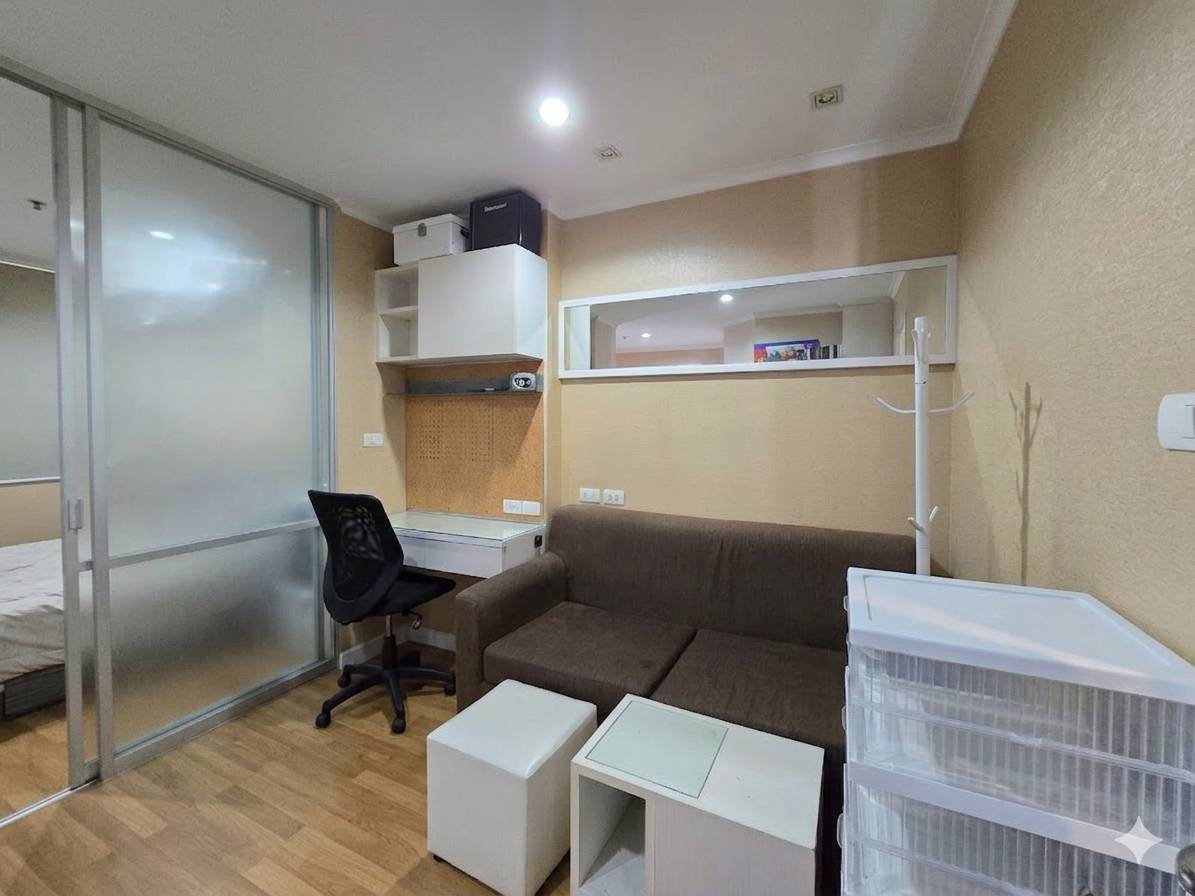 picture 🔥For Sale 🌟Newly Renovated 🧳Move-In Ready 🏢Condo Lumpini Place Ratchayothin - 1/7
