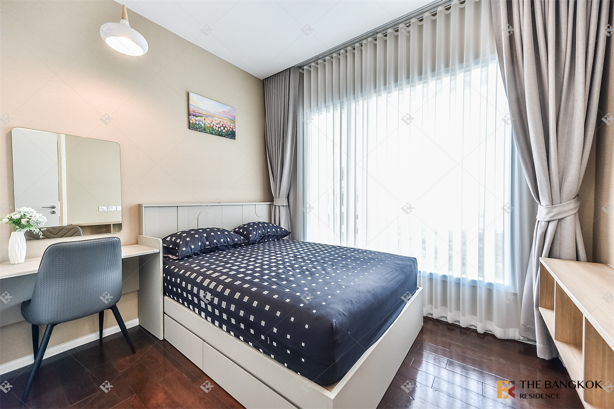 picture The Saint Residences near MRT Phahonyothin Station Premium Unit Close to All Conveniences - 4/10