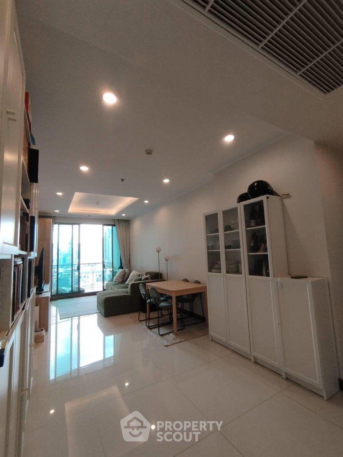 picture 2-BR Condo at Supalai Oriental Sukhumvit 39 near MRT Phetchaburi (ID 2983208) - 11/11