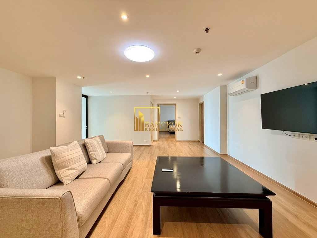 รูป Beautifully Renovated 4 Bedroom Duplex Penthouse in Ekkamai - BR20841AP - รูปที่ 21/57