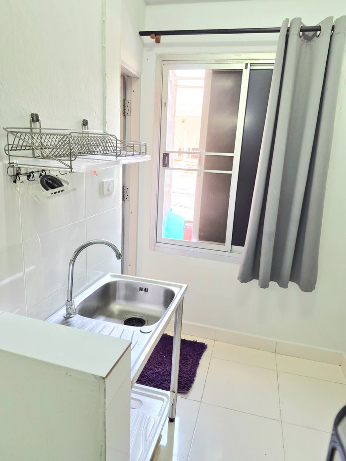 picture Condo for Sale at Pattanakarn Life Complex Building 9 Floor 2 - 6/12