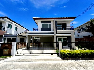 Houses for sale : Modern 2-Storey Detached House for Sale at The Grand Rama 2 (NEO Resorte Zone)