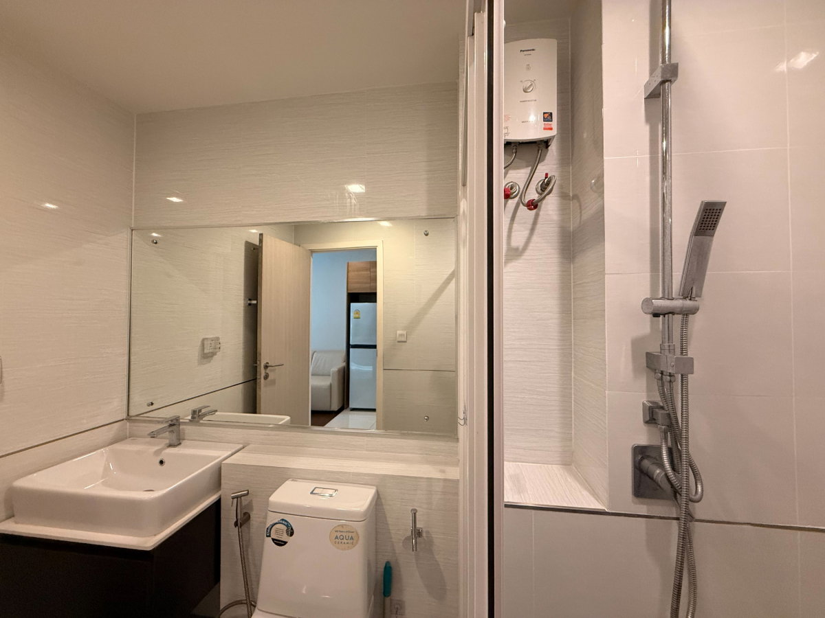 picture For Rent: The Metropolis Samrong Interchange Condominium Closed to BTS Samrong - 6/21