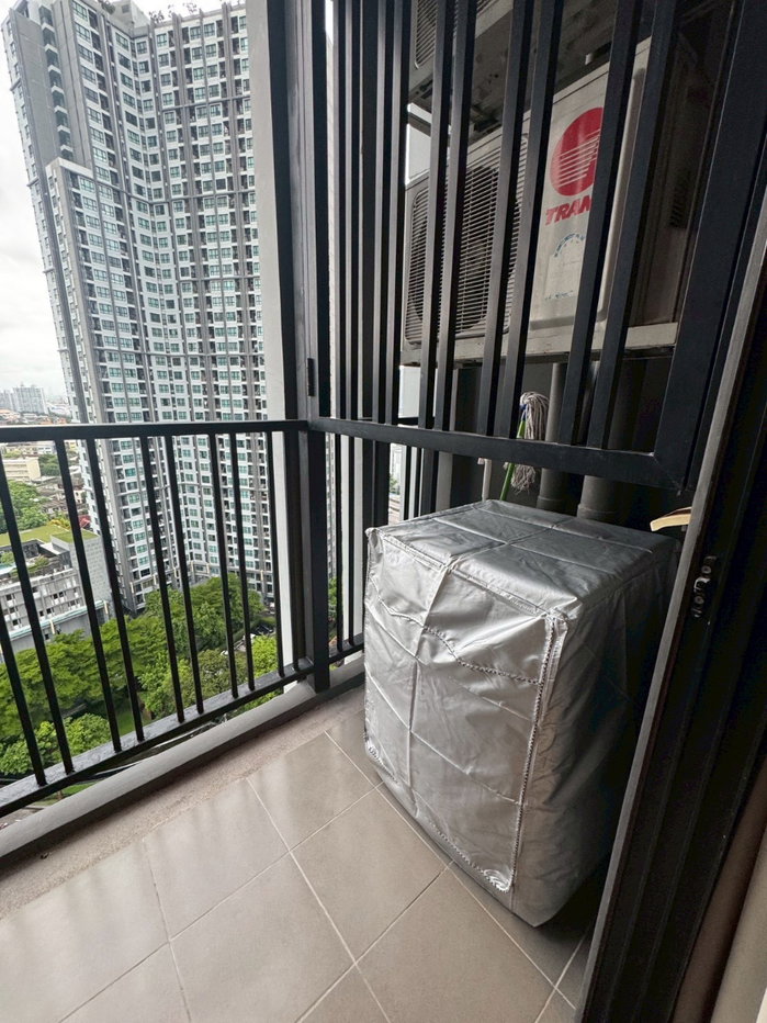 picture The Base Park East Sukhumvit 77 - 8/10