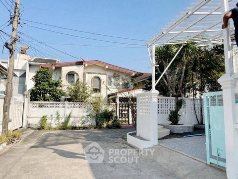 บ้าน 5-ห้องนอน ใกล้ BTS สนามเป้า (ID 2984801)