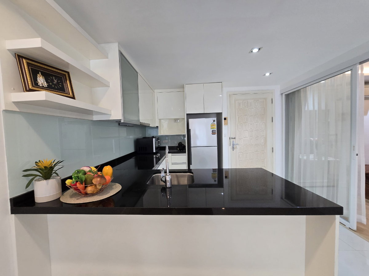 picture 2 Bed 2 Bath Ekkamai Pet Friendly - 3/9
