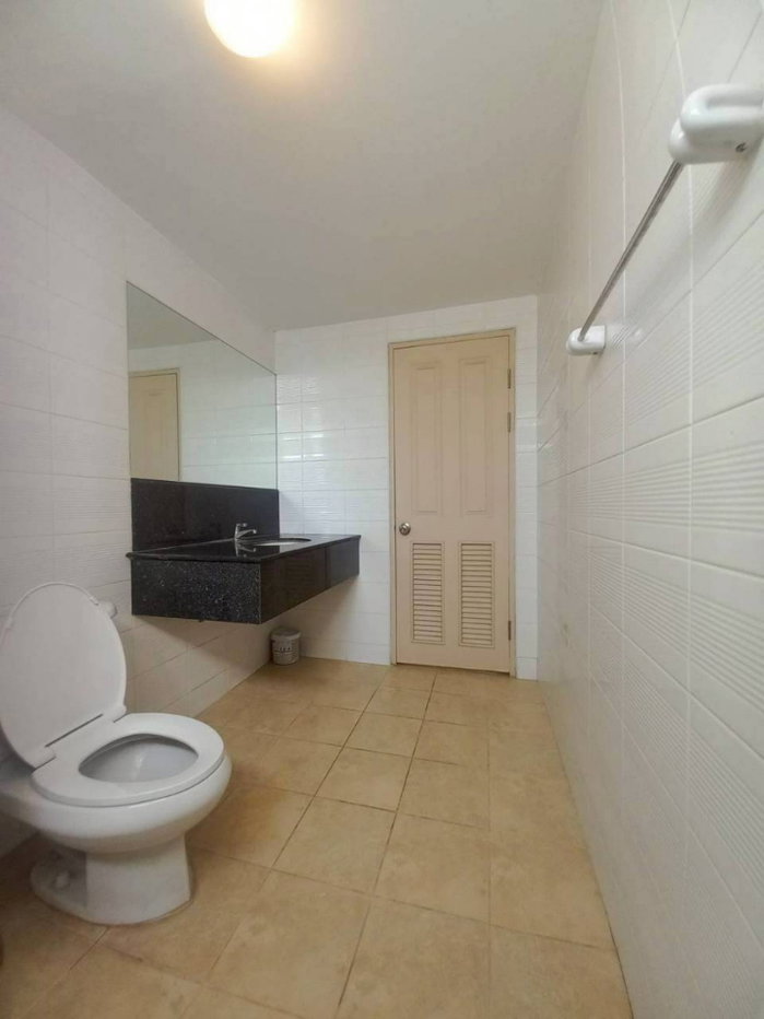 picture Metro Park Sathorn Condominium (Close to BTS) - 11/17