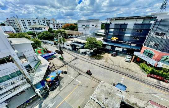 รูป ขายอาคารพาณิชย์ 4.5 ชั้น หลังมุม เนื้อที่ 35 ตร.ว. | ซอยนาคนิวาส 37 แยก 1 - รูปที่ 11/12