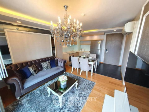 1-BR Condo at Via Botani near BTS Phrom Phong (ID 2984794)