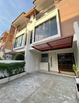 RS6425 For Rent: The Private Sukhumvit 97/1, Cozy Modern Townhome near BTS Bang Chak