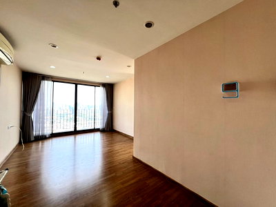 ขายคอนโด : 💥💥For Sale!! The Tree Interchange 2Bed 58 ตร.ม. ชั้น 36 ตึก B ขาย 4.9 ล้านบาท!!💥💥สอบถาม LINE ID: @atfirm📲
