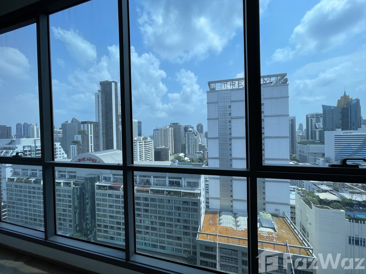 picture Top floor corner unit at Hyde 13 1755554 - 7/9