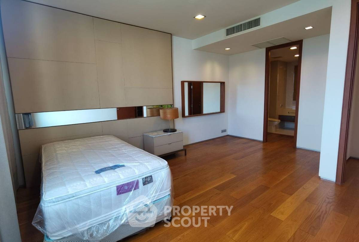 picture 3-BR Condo at Ficus Lane Condominium near BTS Phra Khanong (ID 878471) - 12/13