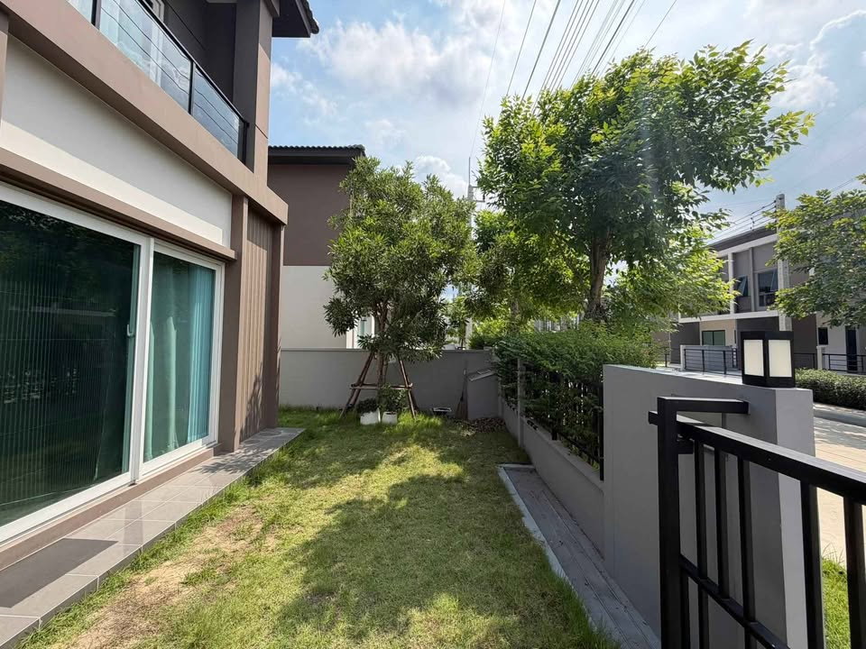 picture For rent Pleno Petchkasem 91 3 bed 3 bath ready to move - 15/16