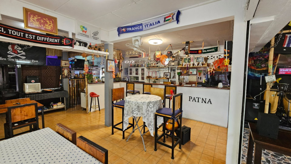 picture Bar, restaurant, karaoke, guesthouse for sale - 28/36