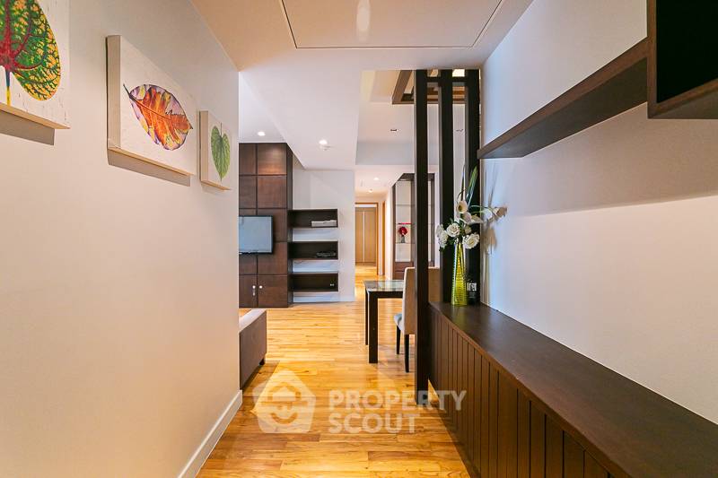picture 2-BR Condo at Millennium Residence @ Sukhumvit Condominium near BTS Asok (ID 511779) - 8/22