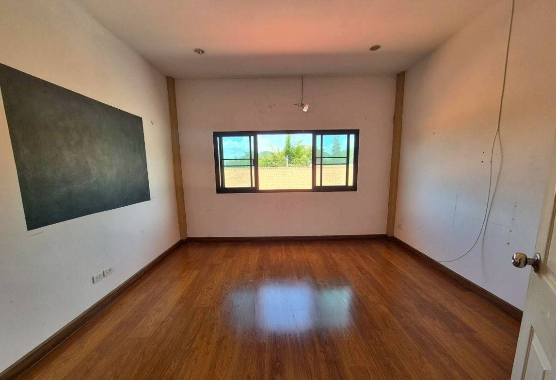 picture TOWN HOUSE 24.1 Sq.w. Hua Hin Prachaubkirikhan for 2.4M - 5/11