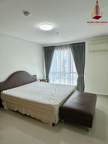 1-bed condo for sale, 52 sqm, Silom Suite