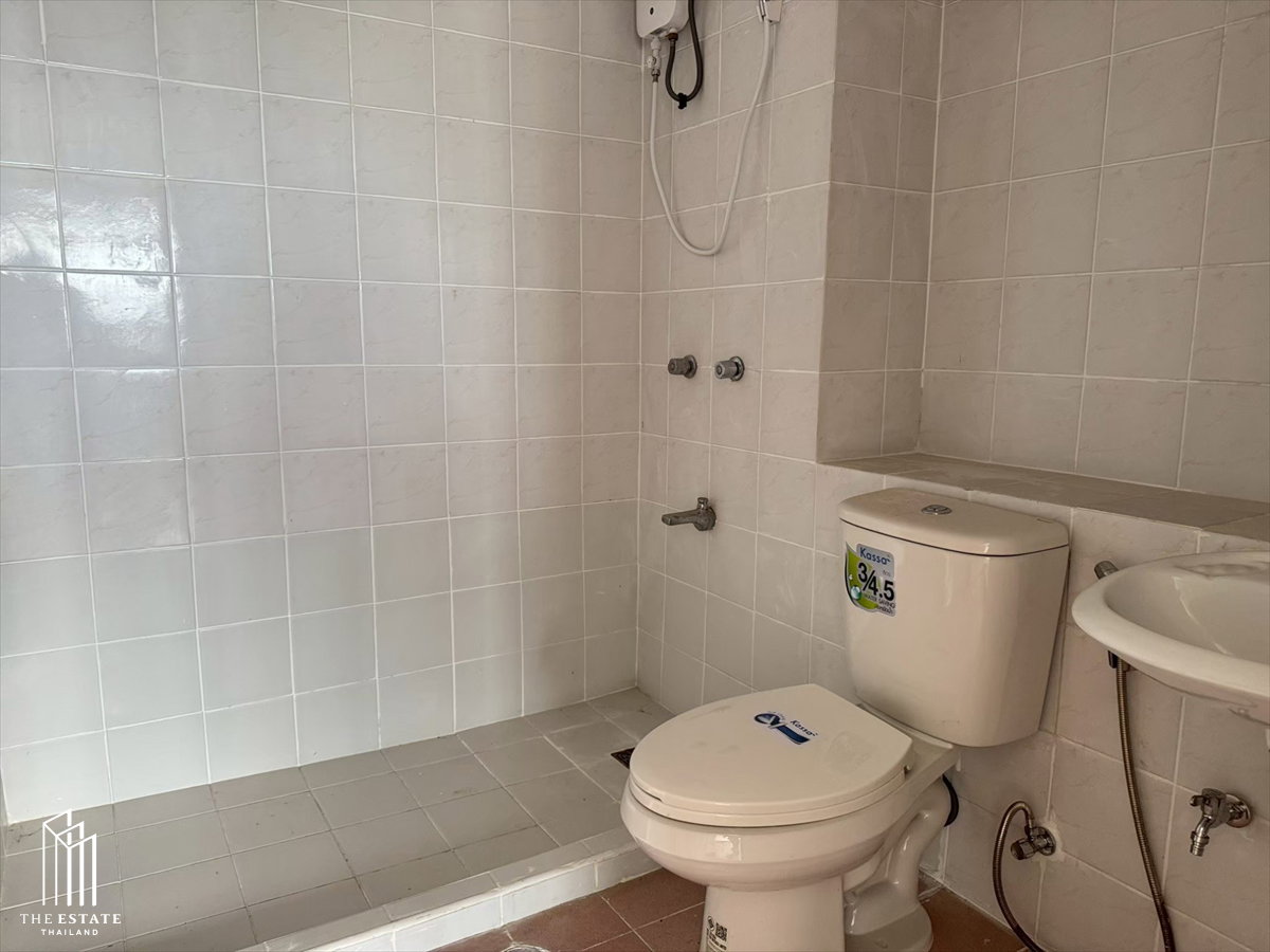 picture Condo For Sale Baan On Nut Condo, Special Price, Large Unit, Convenient Location @2.99MB - 9/9