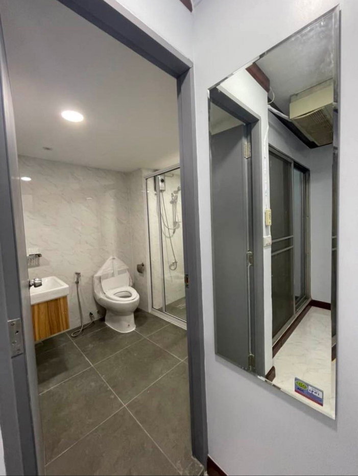 รูป 🏡✨ FOR RENT: 15 Suite— SPACIOUS & COMFORTABLE LIVING!  💰 Rental Price: 17,000 THB/month!!  📍 2 Bedrooms | 1 Bathroom | 47 sq.m. | 5th Floor - รูปที่ 3/9