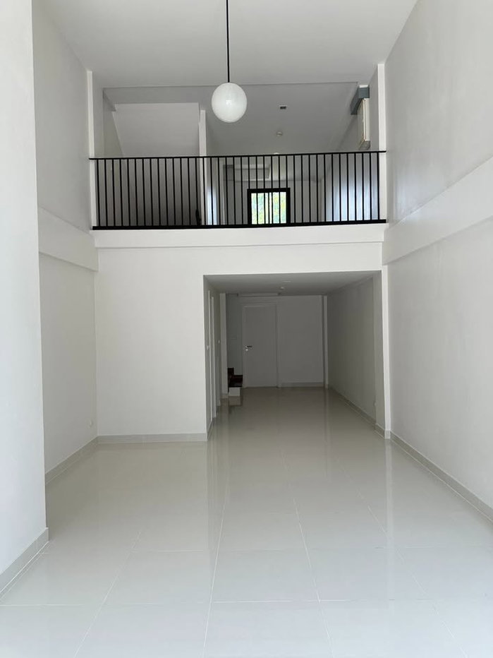 รูป ขายอาคารพาณิชย์ 3.5 ชั้น ขายด่วน ราคาดี ทำเลทอง โซนตลาดสดหางดง -SW003789 - รูปที่ 12/16