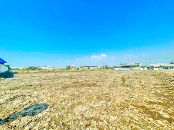 รูป สถานตากอากาศบางปู 4.9 กม. สุวรรณบุตร 1 ที่ดิน 2ไร่ 800 ตร.ว. หรือ 3,200 ตร.ม. รร.สาธิตบางนา 4กม. ใกล้เซาธ์อีสท์บางกอก 2.8 กม. - รูปที่ 2/8