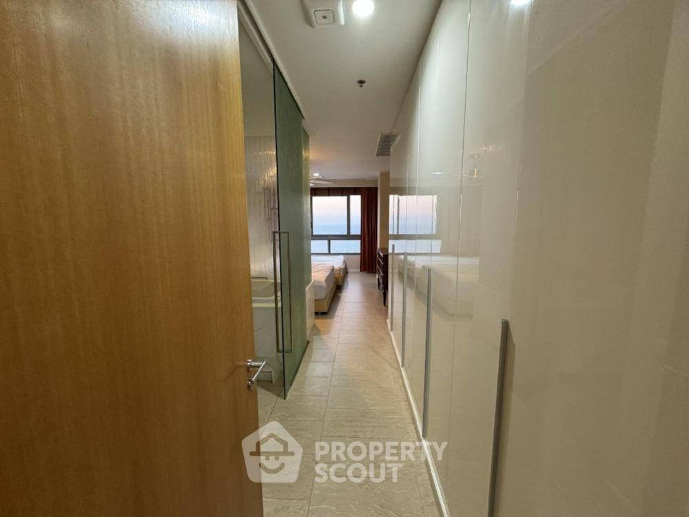 picture 3-BR Condo at Northpoint Condominium close to Wong Amat (ID 1436601) - 8/10