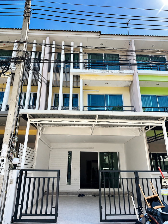 รูป ขายบ้านทาวน์โฮม 3 ชั้น วิสต้า ปาร์ค พระราม 2 ซอย 54 พร้อมอยู่ ทำเลดี ใกล้เซ็นทรัล พระราม 2 - รูปที่ 1/11