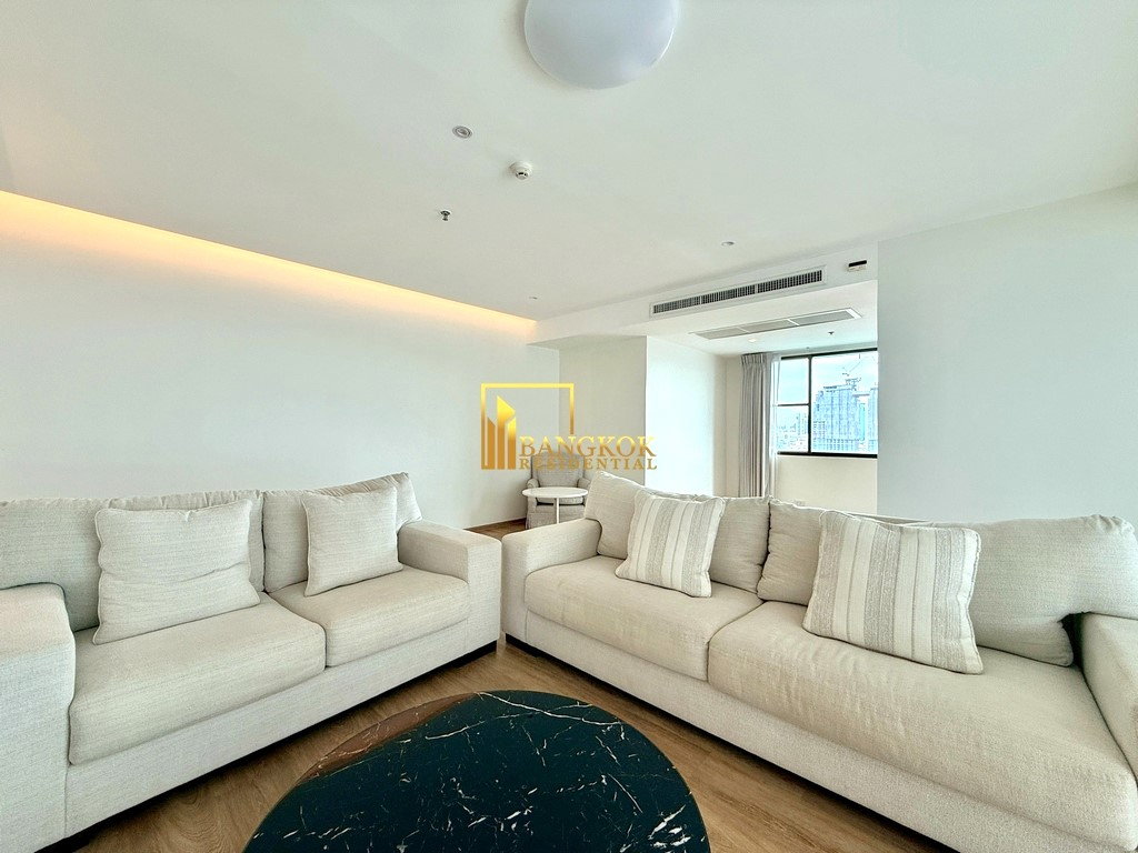 รูป Beautifully Renovated 4 Bedroom Duplex Penthouse in Ekkamai - BR20841AP - รูปที่ 3/57