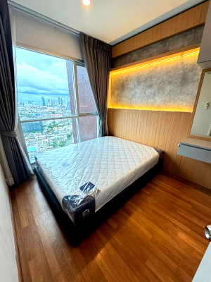 Condos for rent : P-2010 • Lumpini Place Ratchada - Sathu • Spacious Layout with Complete Function Near BRT Chan Road  | Line Id: @easycondoplus | 099-229-6397
