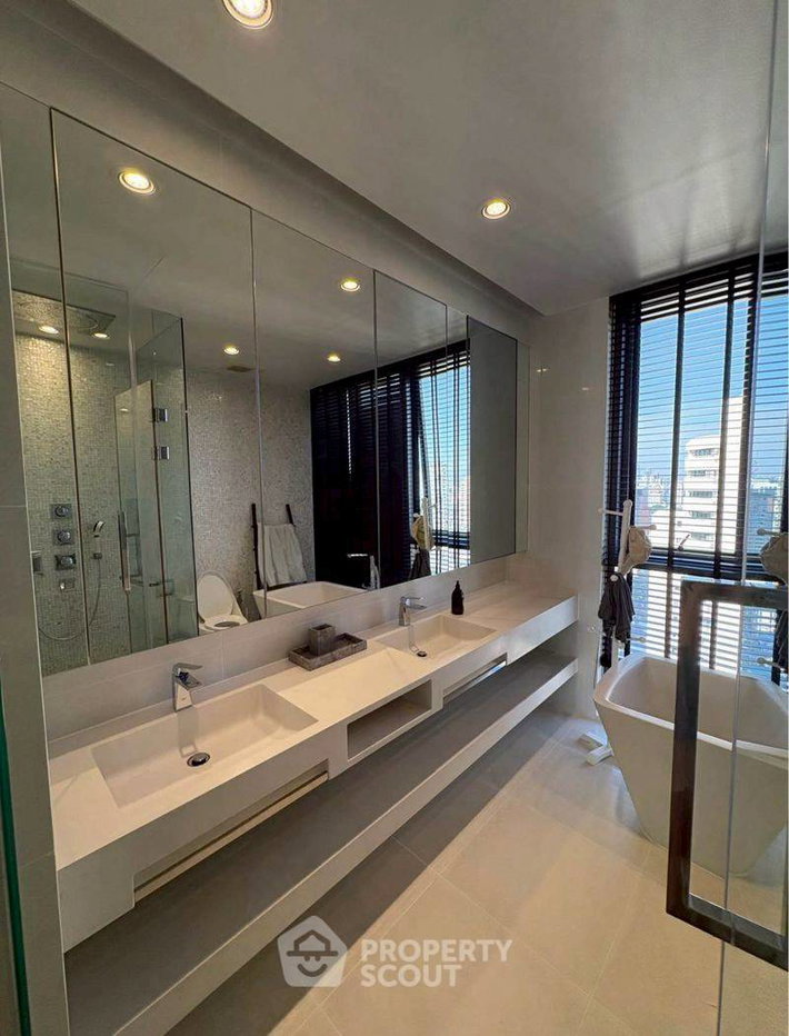 picture 2-BR Condo at Vittorio Sukhumvit 39 near BTS Phrom Phong (ID 2984826) - 6/15