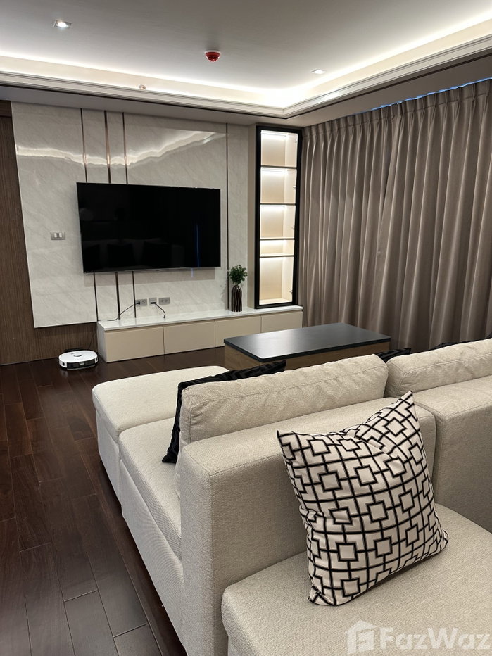 picture Spacious 4BR with 270° View close to BTS Taksin 1399490 - 9/20