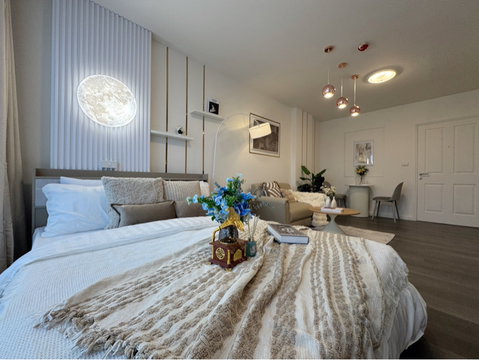     🔥 Fully Renovated Condo with Brand-New Furniture | Beautiful View